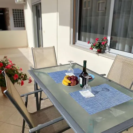 Albania Dream Holidays דירה סרנדה