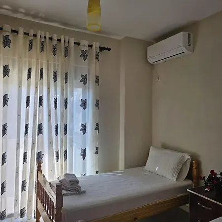 Albania Dream Holidays דירה סרנדה